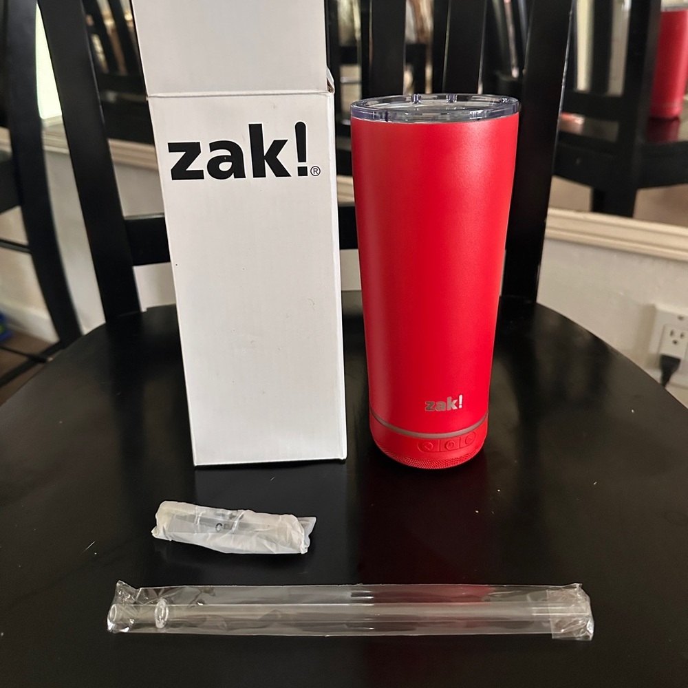 Zak! Red Tumbler with Lid